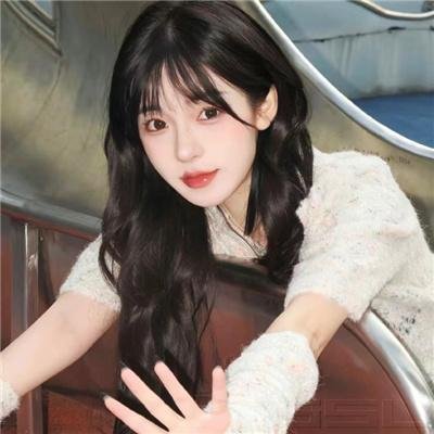 色肉毒蝎女