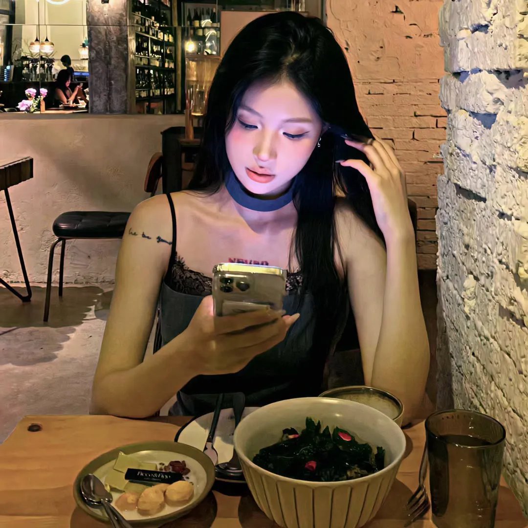 他的呼吸声已读